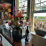 De Gouden Molen 2*