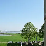 فندق De Gouden Molen 2*
