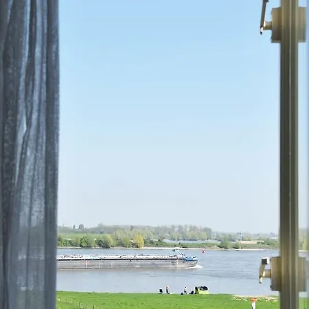 De Gouden Molen 2*
